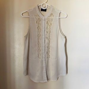 Astr Lace Back Button-down Tank Top